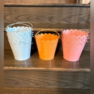 Creative Bag metal frilly decorative tin baskets ret $22 each